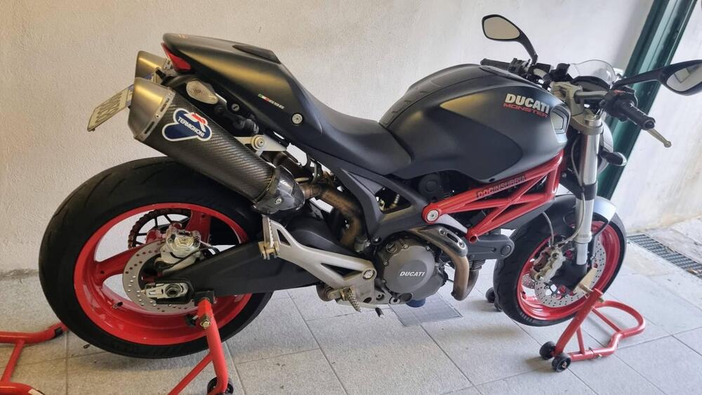 Ducati Monster 696 Plus (2007 - 14) (7)