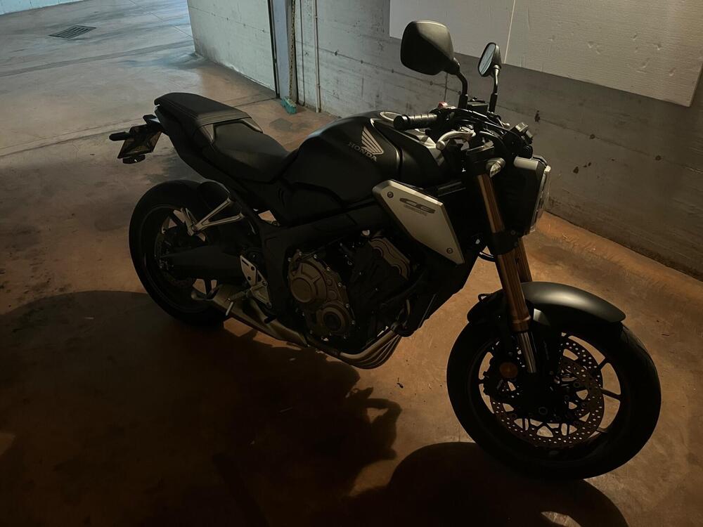 Honda CB 650 R (2021 - 23) (4)