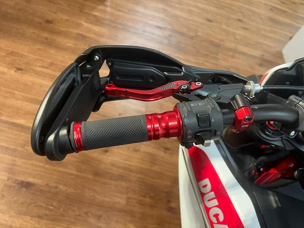 Ducati Hypermotard 821 SP (2013 - 15) (9)