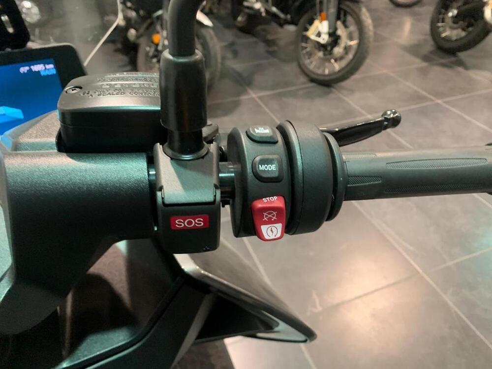 Bmw CE 04 (2021 - 25) (7)