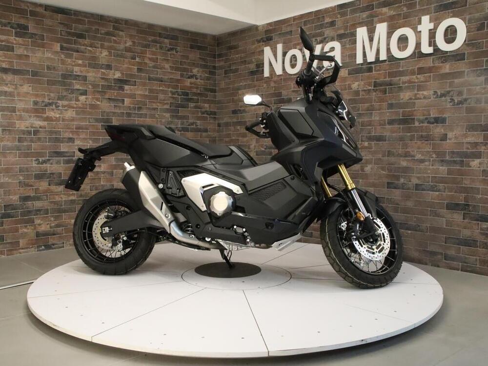 Honda X-ADV 750 DCT Adventure (2021 - 24) (9)