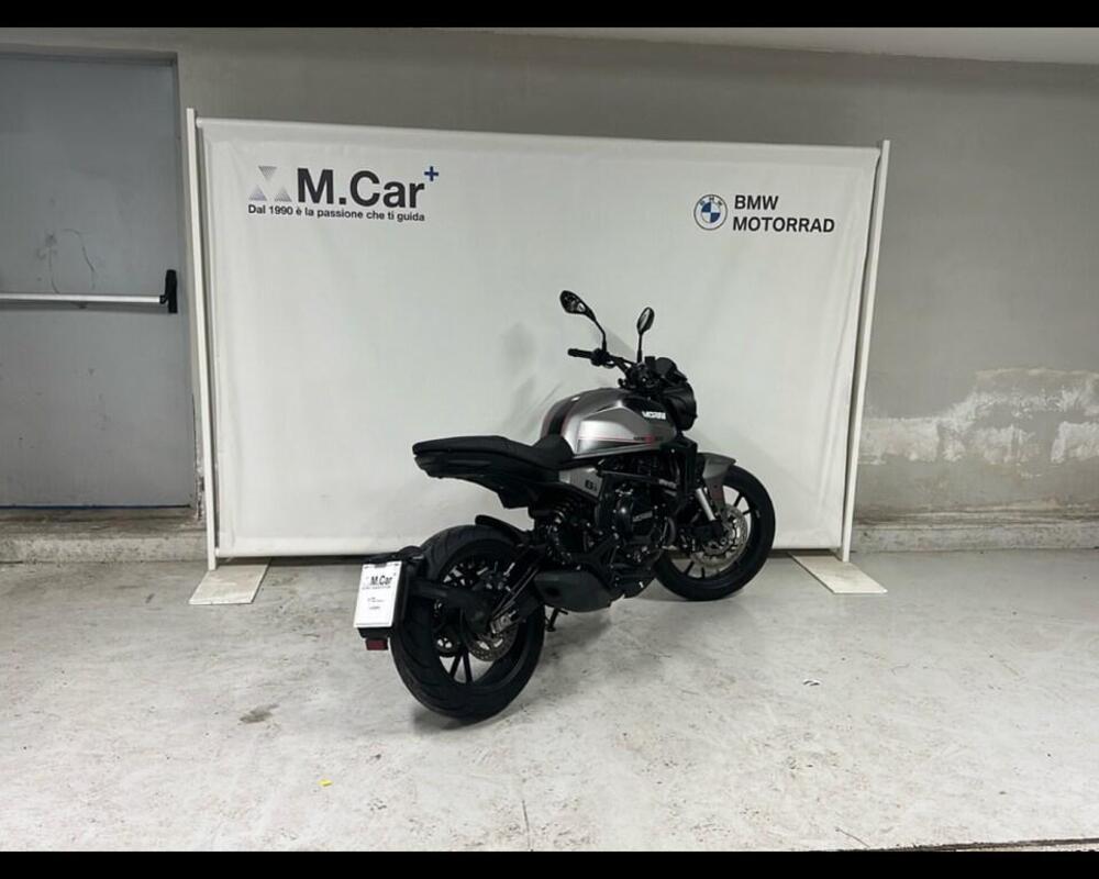 Moto Morini SEIEMMEZZO STR (2022 - 26) (5)