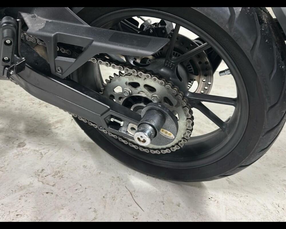 Moto Morini SEIEMMEZZO STR (2022 - 26) (14)