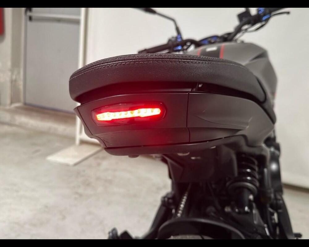 Moto Morini SEIEMMEZZO STR (2022 - 26) (15)