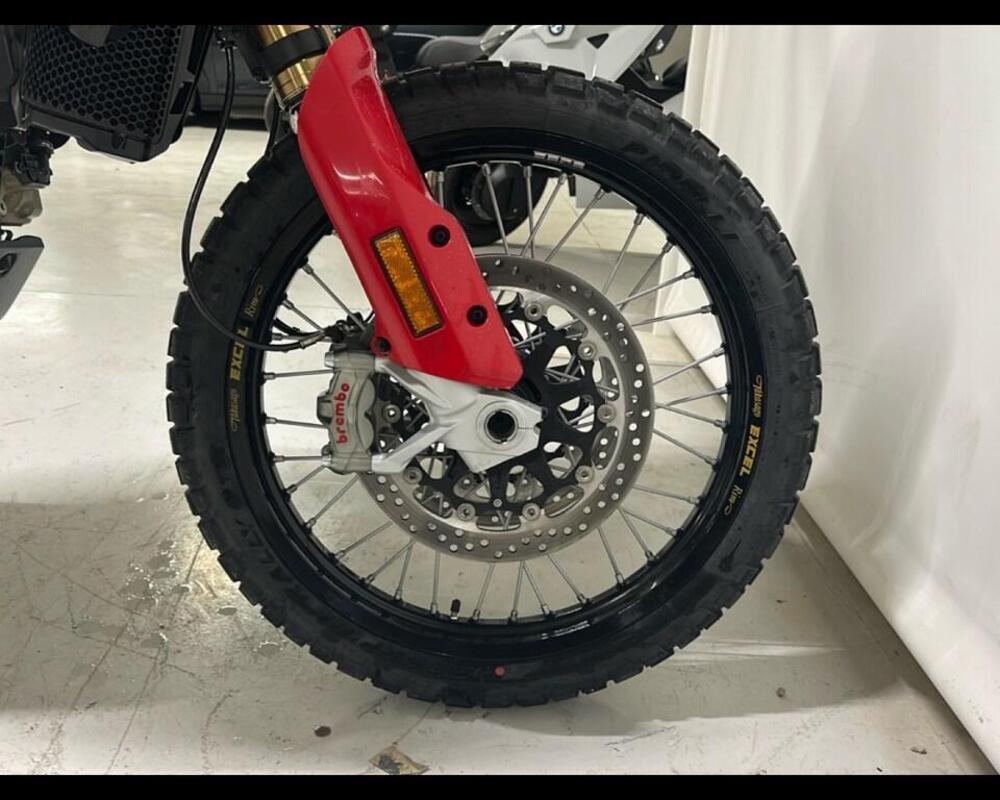 Ducati DesertX Rally (2024 - 25) (12)