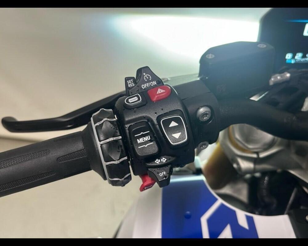 Bmw R 1300 R (2026) (6)