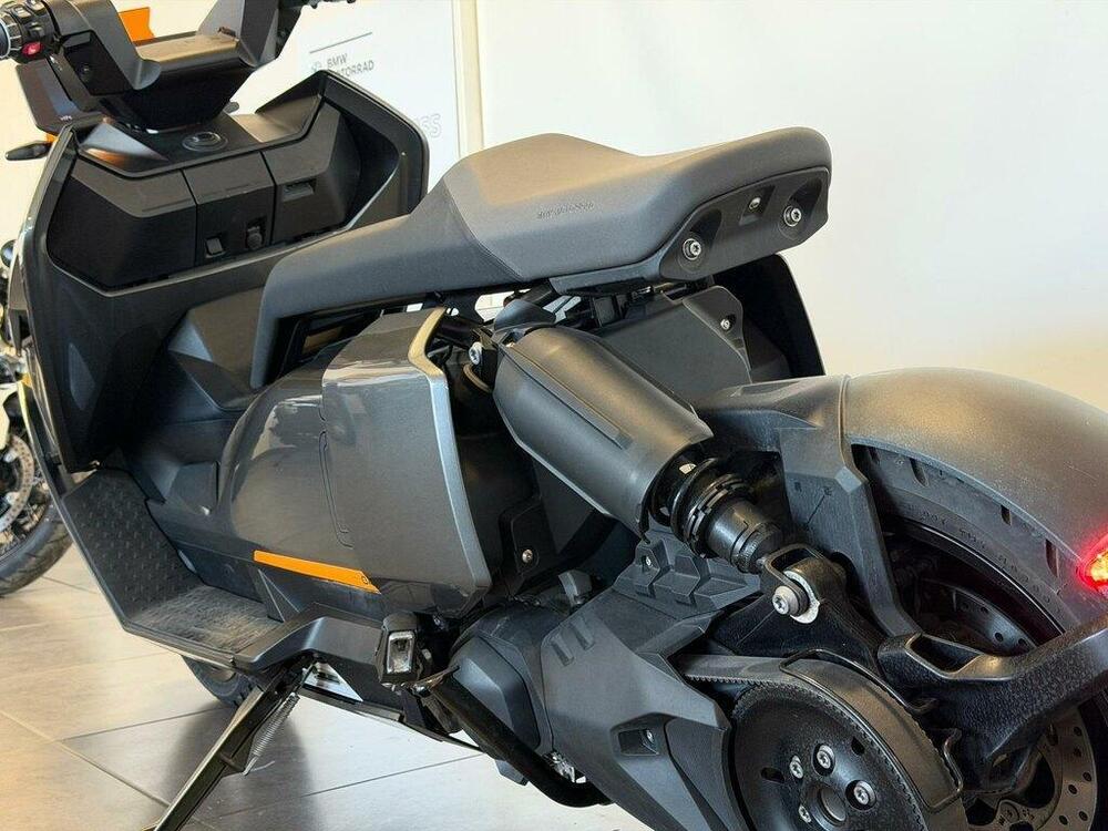 Bmw CE 04 (2021 - 25) (6)