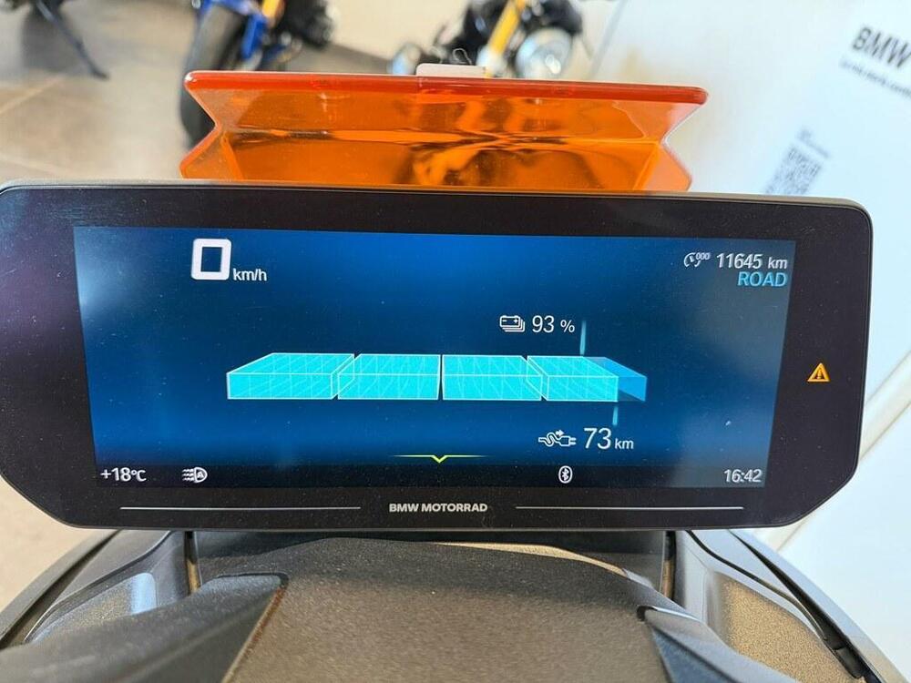 Bmw CE 04 (2021 - 25) (3)