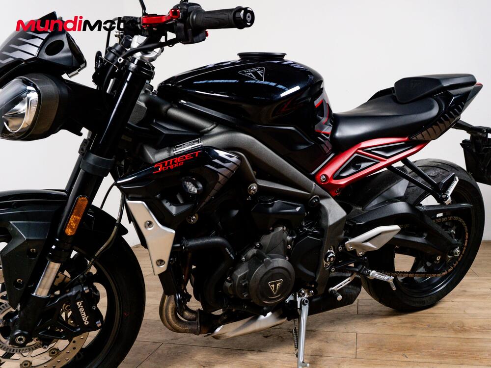 Triumph Street Triple 765 R (2023 - 26) (9)