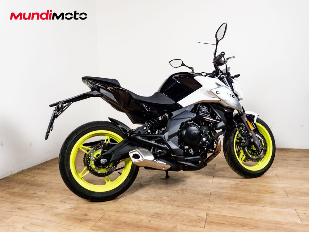 CFMOTO 125NK (2025 - 26) (3)