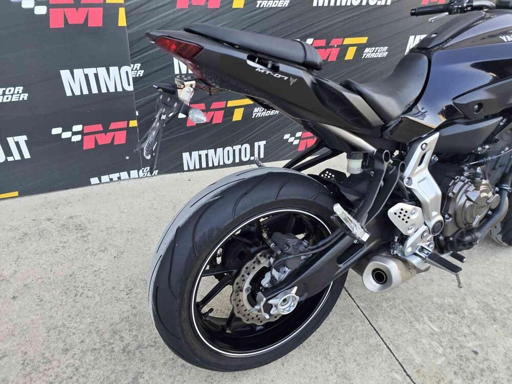 Yamaha MT-07 (2014 - 16) (4)