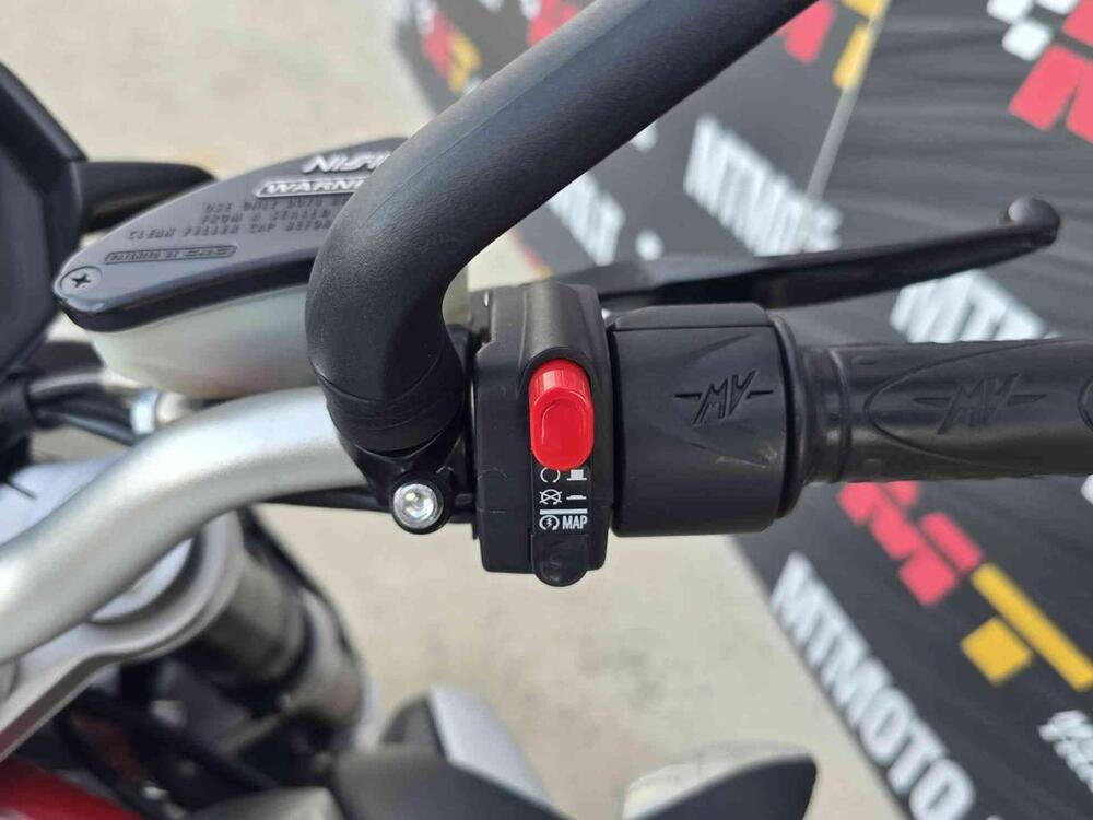 MV Agusta Brutale 800 (2012 - 15) (14)