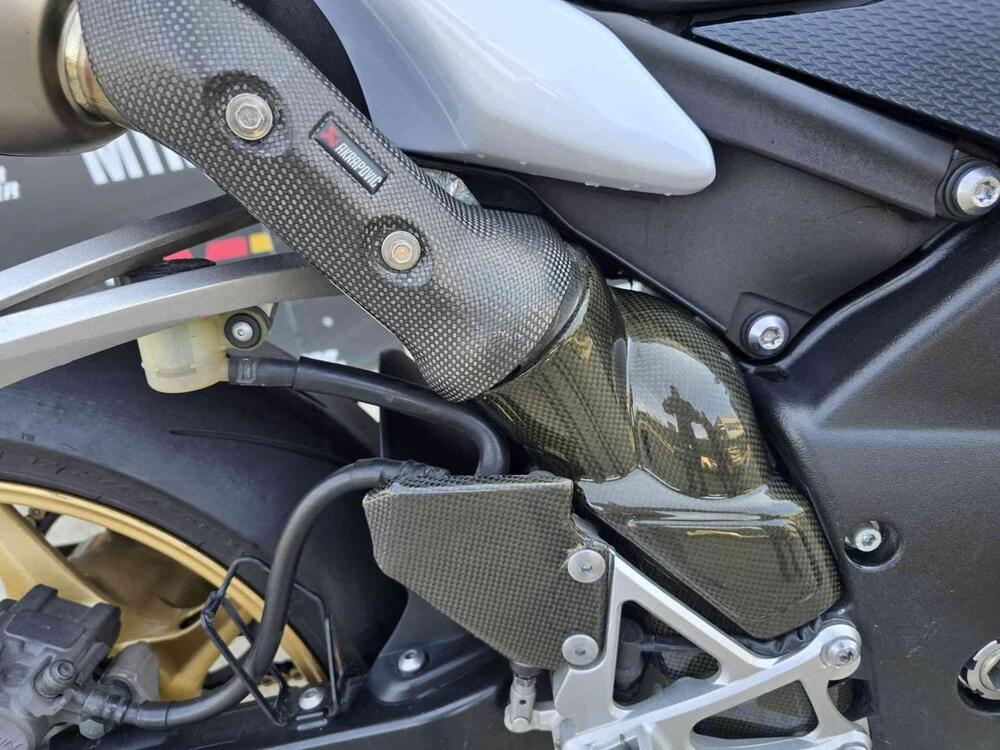 Yamaha YZF R1 (2009 - 11) (16)
