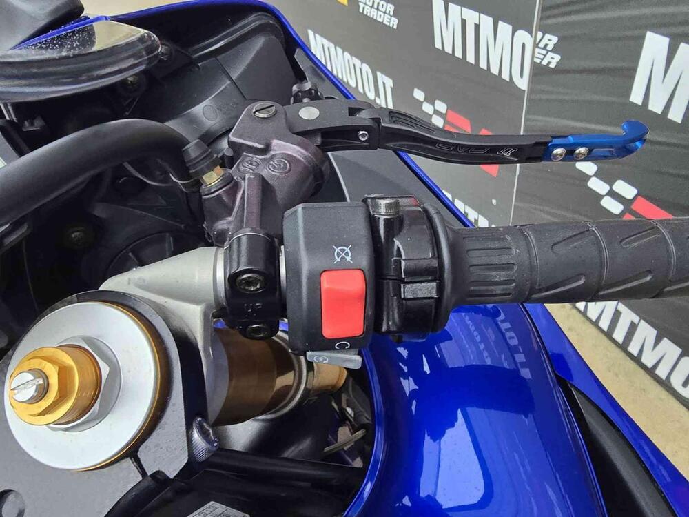 Yamaha YZF R1 (2007 - 08) (7)