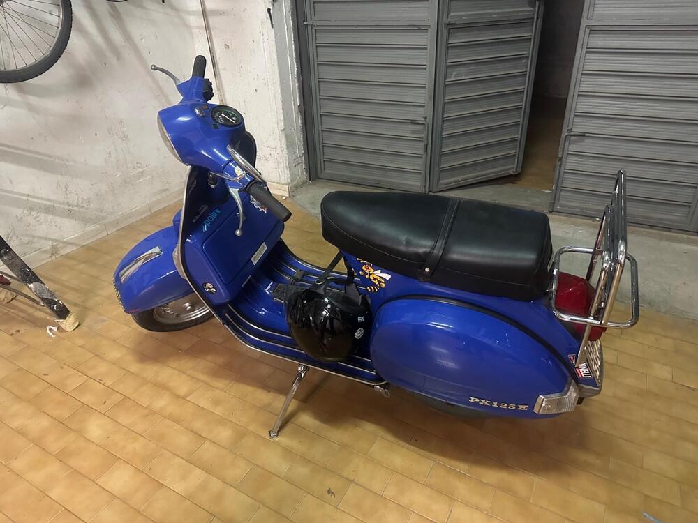 Piaggio Vespa PX123E