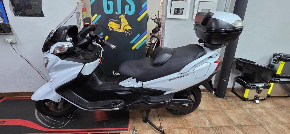 Suzuki Burgman AN 650 Executive ABS (2013 - 17) (2)