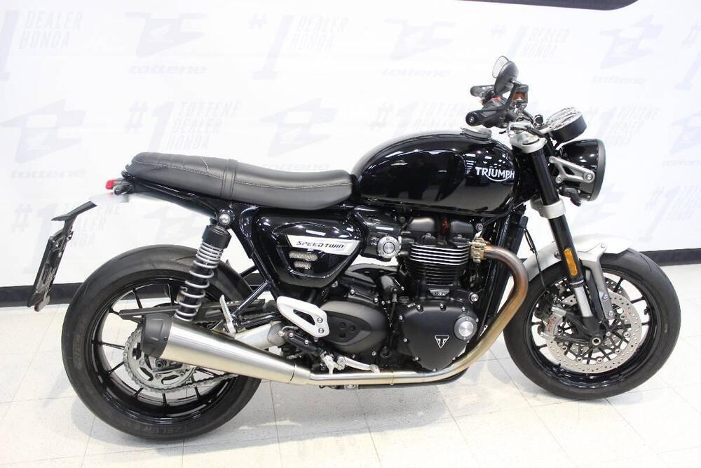 Triumph Speed Twin 1200 (2021 - 24) (2)