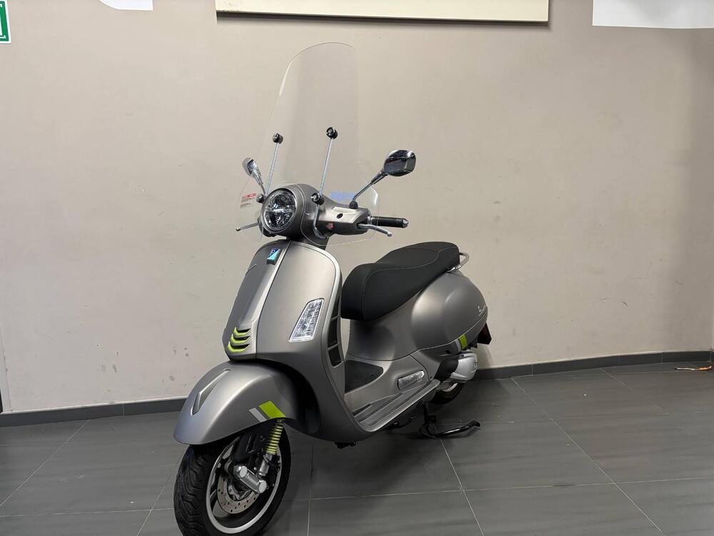 Vespa GTS 300 Super Tech (2023 - 24) (5)