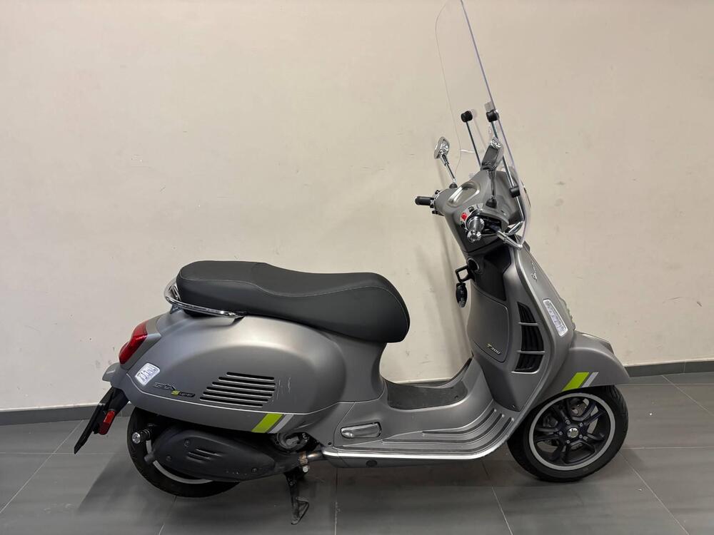 Vespa GTS 300 Super Tech (2023 - 24) (7)