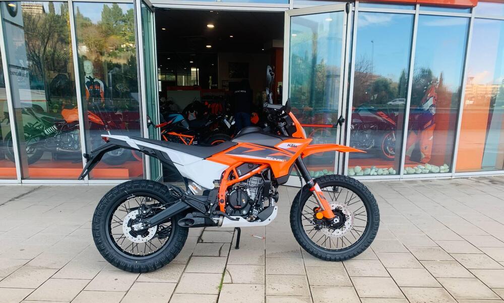 KTM 390 Enduro R (2025 - 26) (2)