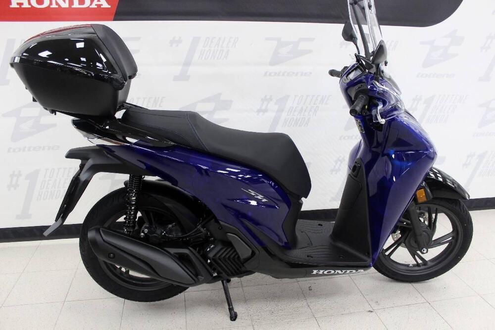 Honda SH 125 Vetro (2026) (2)