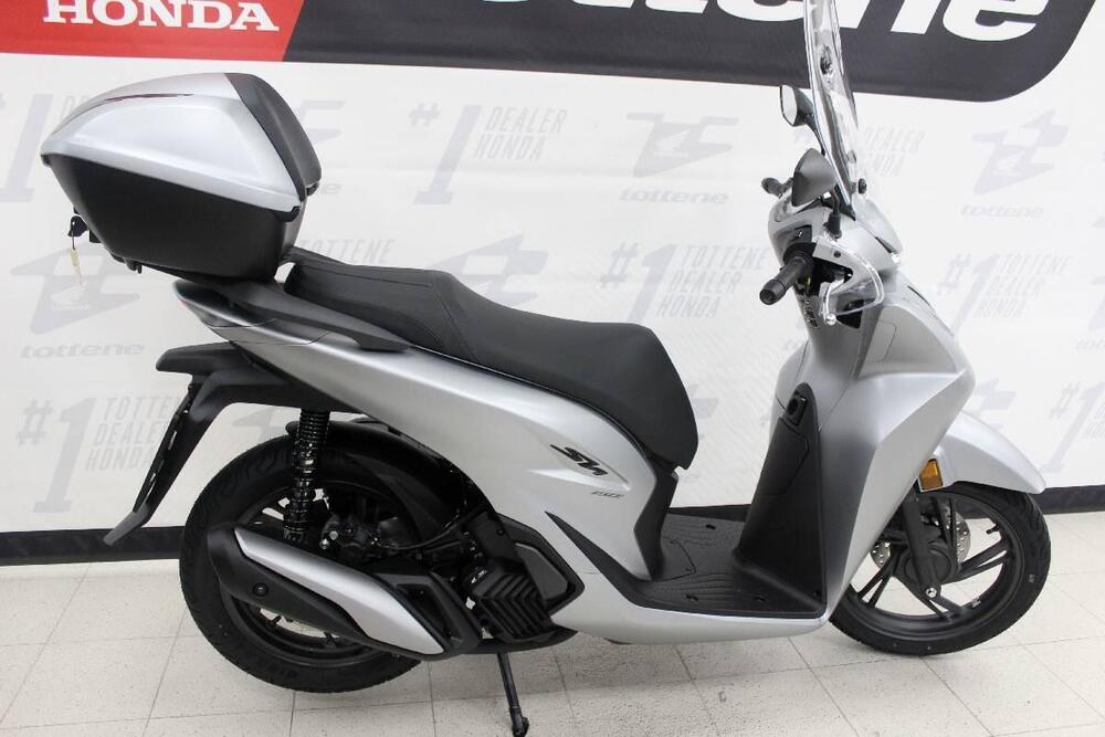 Honda SH 150 (2026) (2)
