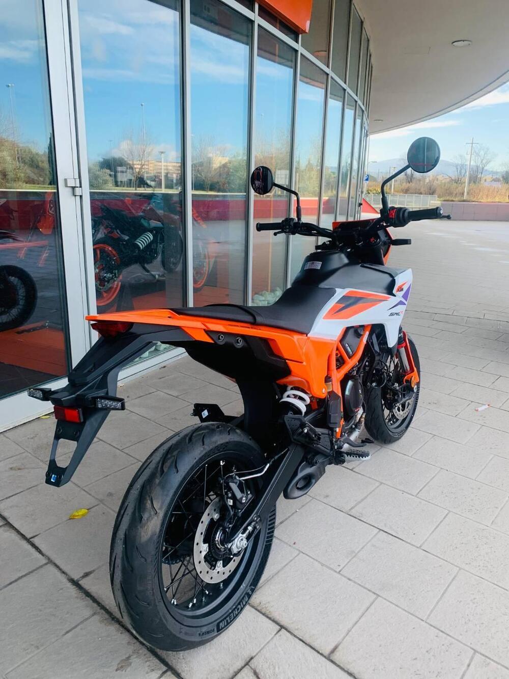 KTM 390 SMC R (2025 - 26) (5)