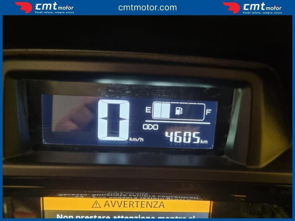 Yamaha X-Max 300 Tech Max (2021 - 24) (6)