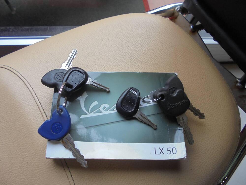 Vespa LX 50 2T (2009 - 14) (5)