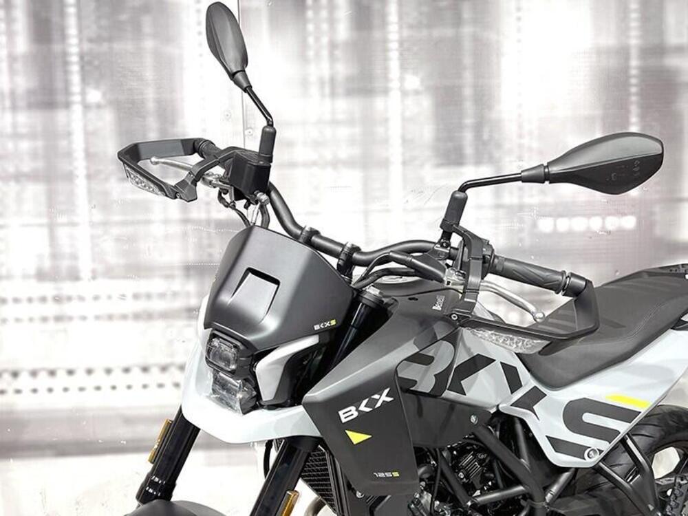 Benelli BKX 125 S (2026) (4)