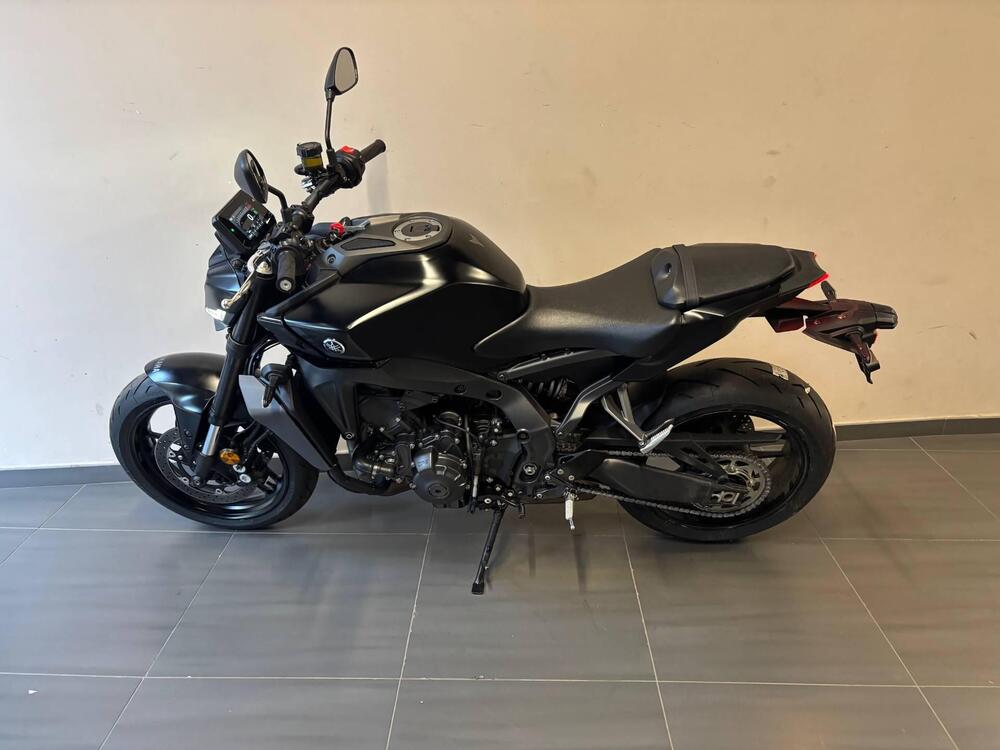 Yamaha MT-09 (2024 - 26)