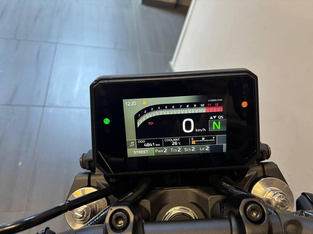 Yamaha MT-09 (2024 - 26) (4)