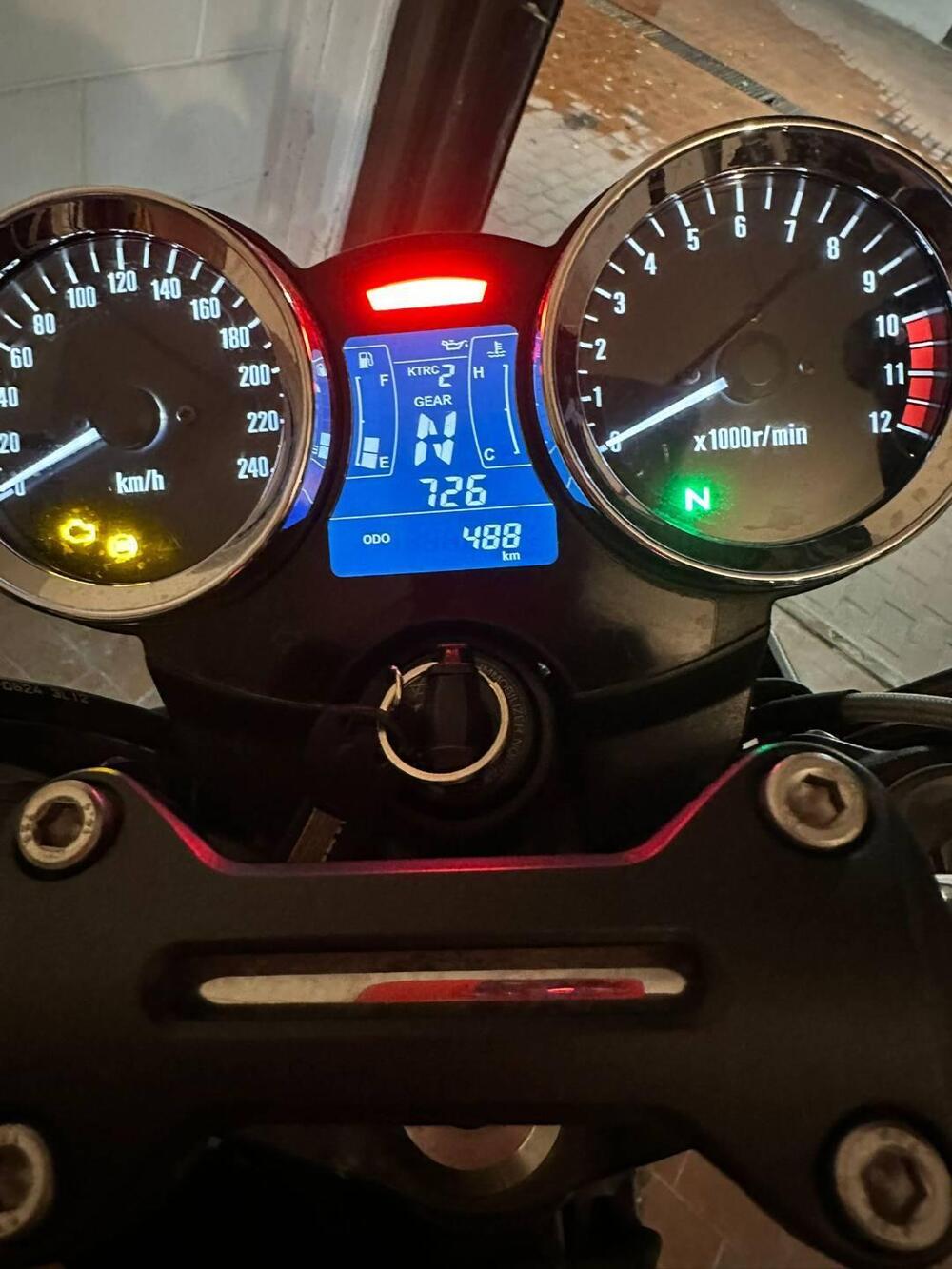 Kawasaki Z 900 RS (2022 - 25) (5)