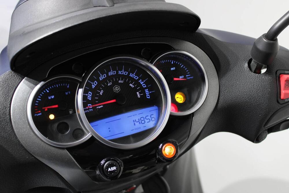 Piaggio Beverly 300 S (2021) (5)