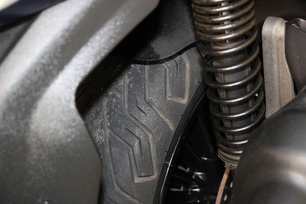 Piaggio Beverly 300 S (2021) (7)