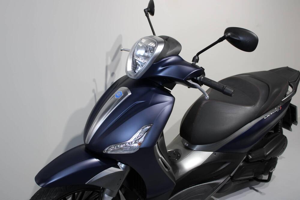Piaggio Beverly 300 S (2021) (8)