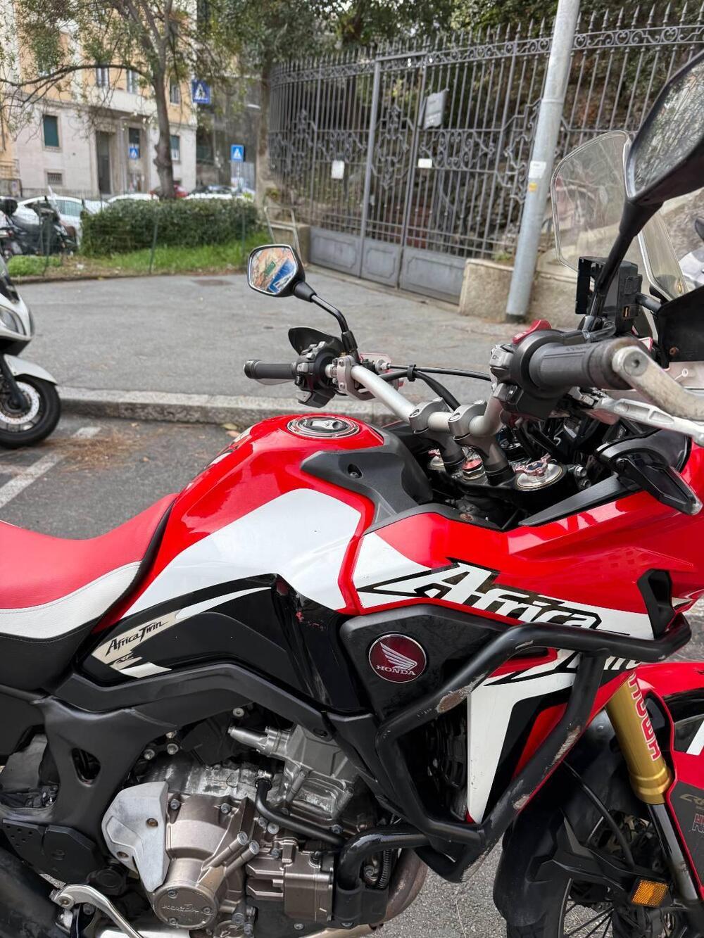 Honda Africa Twin CRF 1000L DCT ABS (2016 - 17) (5)