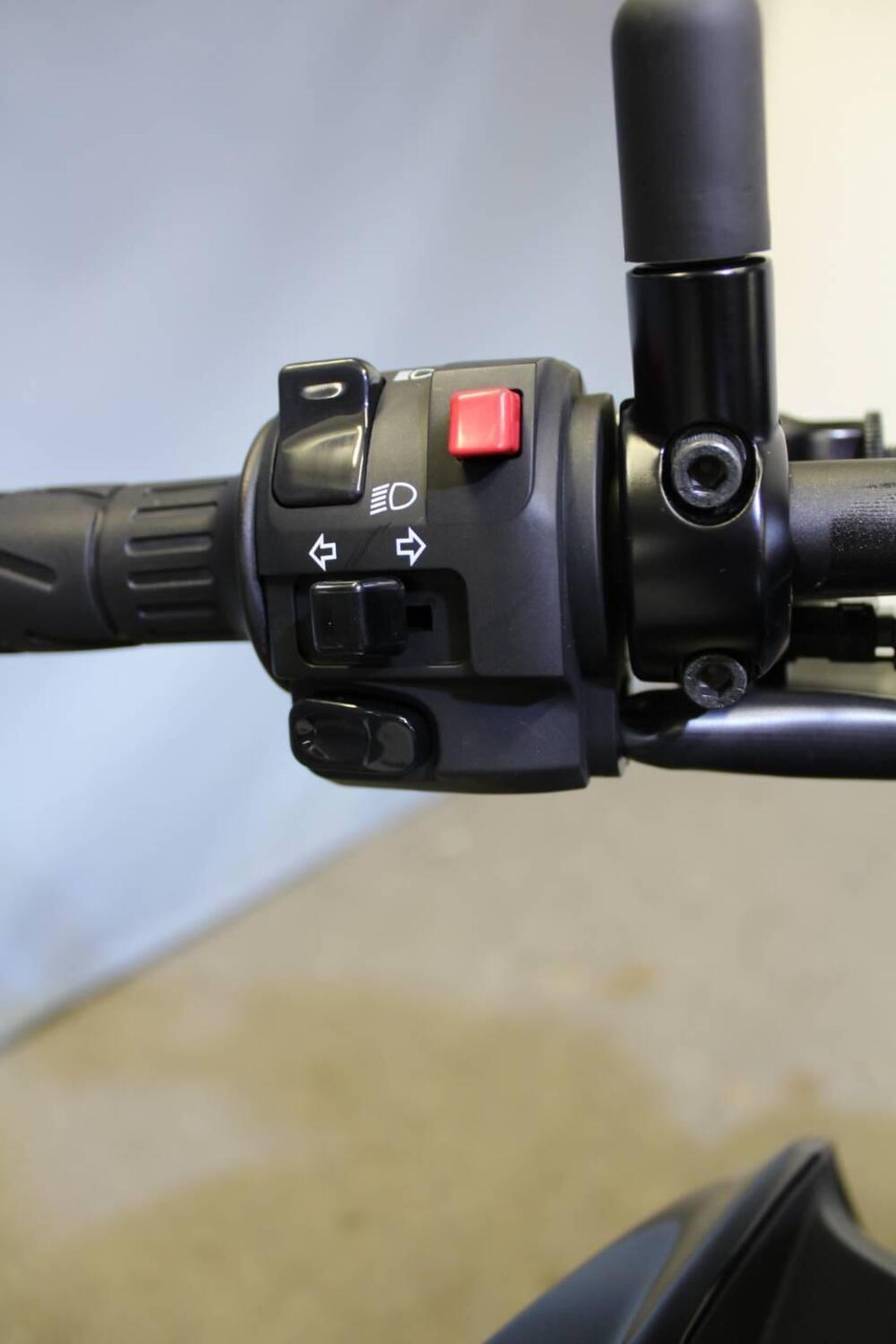 Kawasaki Z 650 (2017 - 19) (10)