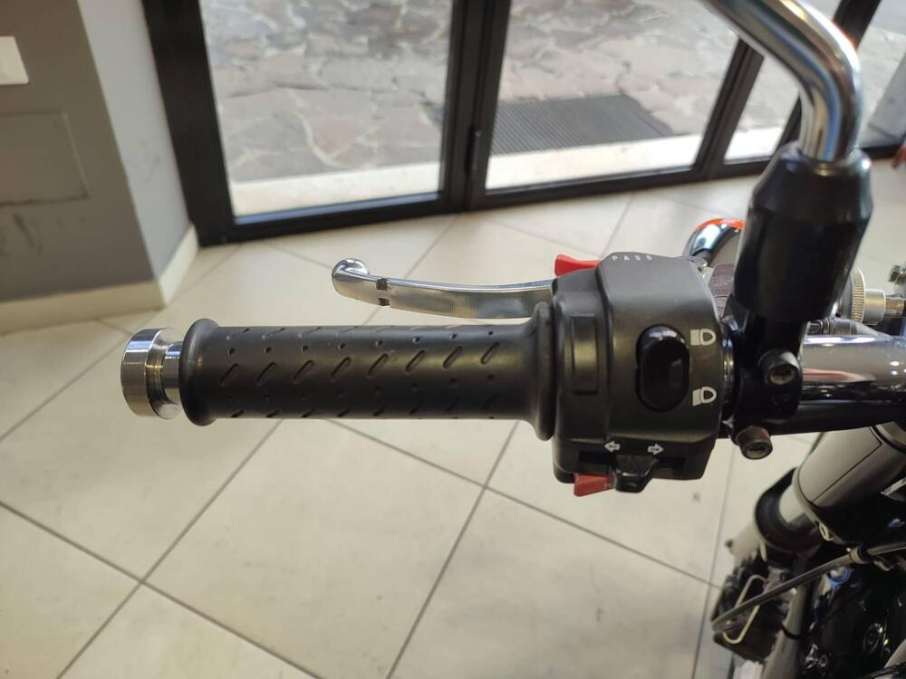 Triumph Bonneville SE (2009 - 13) (10)