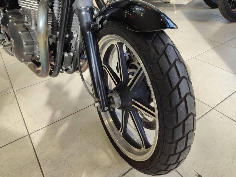 Triumph Bonneville SE (2009 - 13) (13)