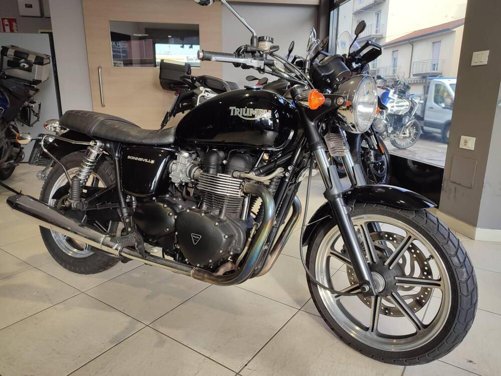 Triumph Bonneville SE (2009 - 13) (2)
