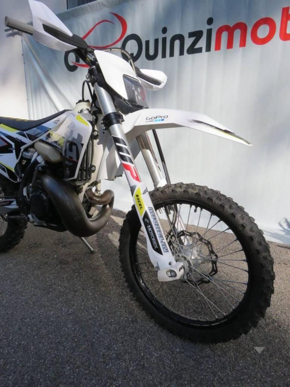 Husqvarna TE 300i (2019) (10)