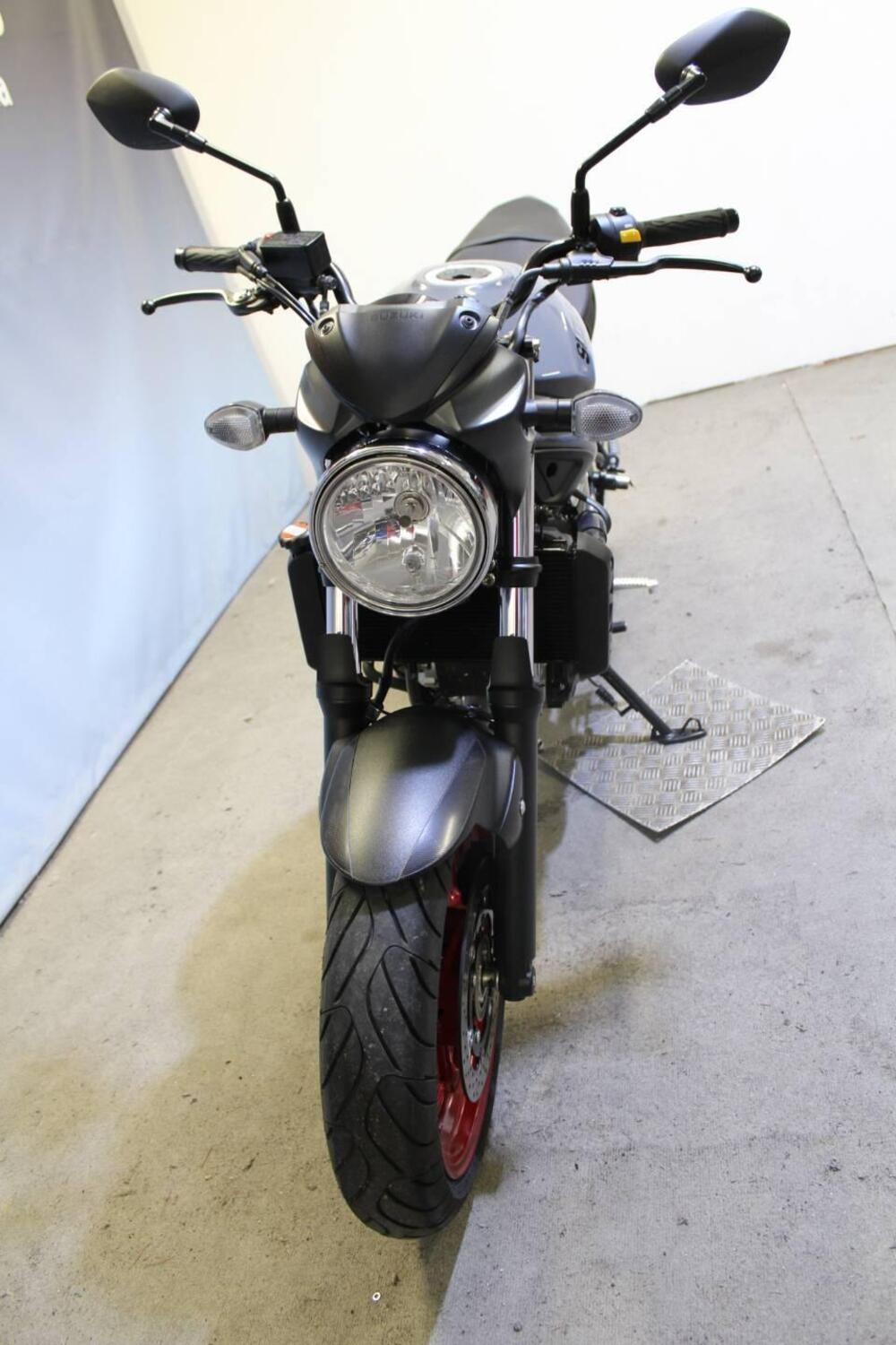 Suzuki SV650 (2021 - 24) (13)