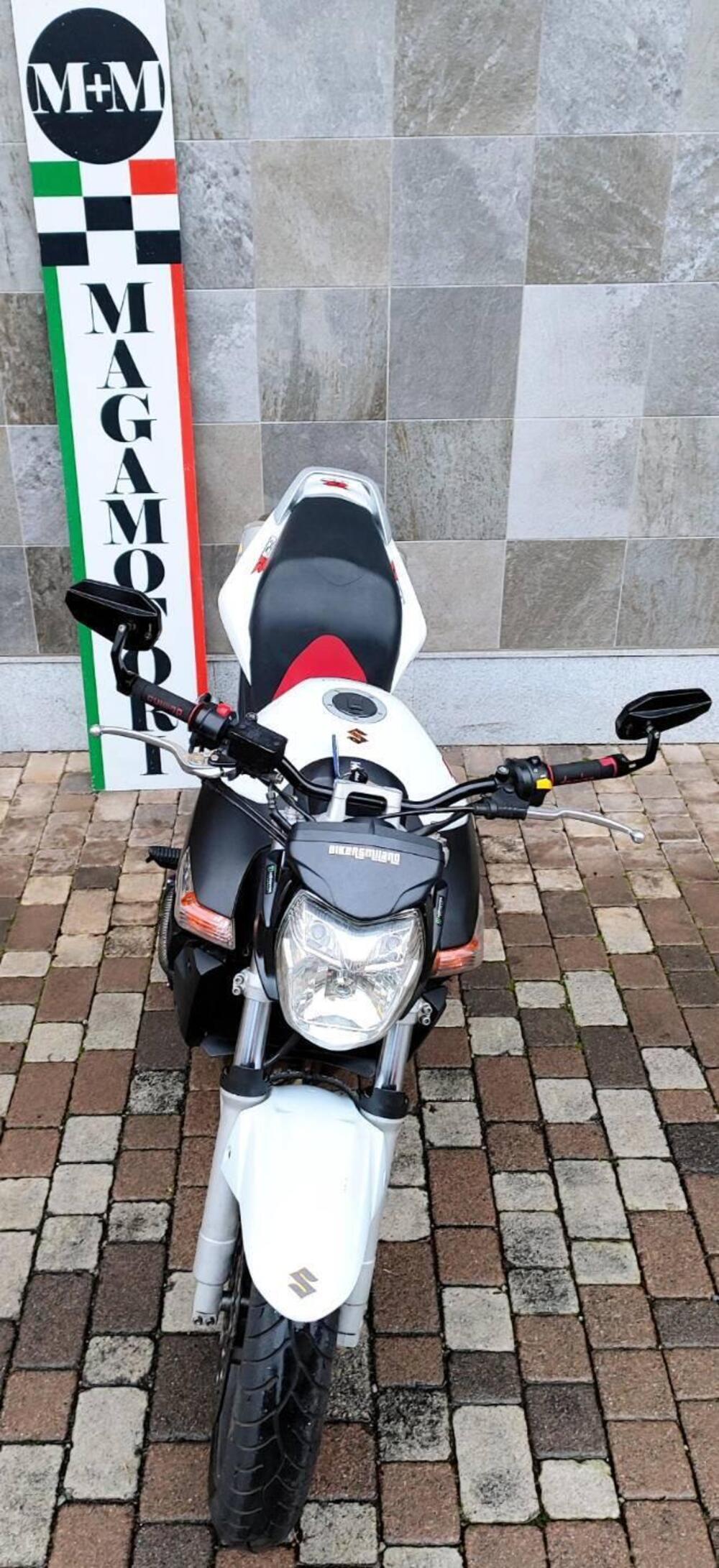 Suzuki GSR 600 (2006 - 11) (6)