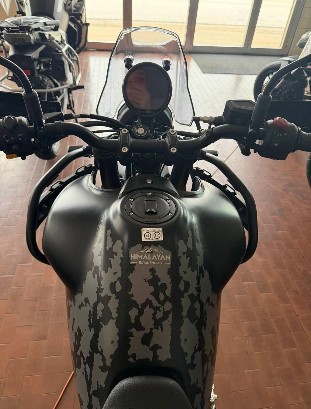 Royal Enfield Himalayan 450 (2024 - 26) (6)