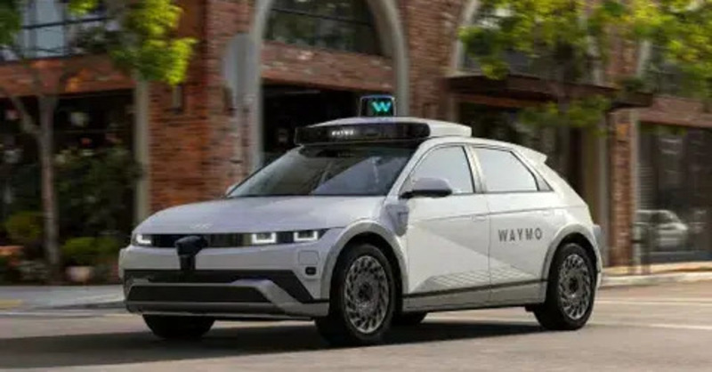 Waymo Robotaxi: dieci volte pi&ugrave; sicuri delle auto guidate dagli umani
