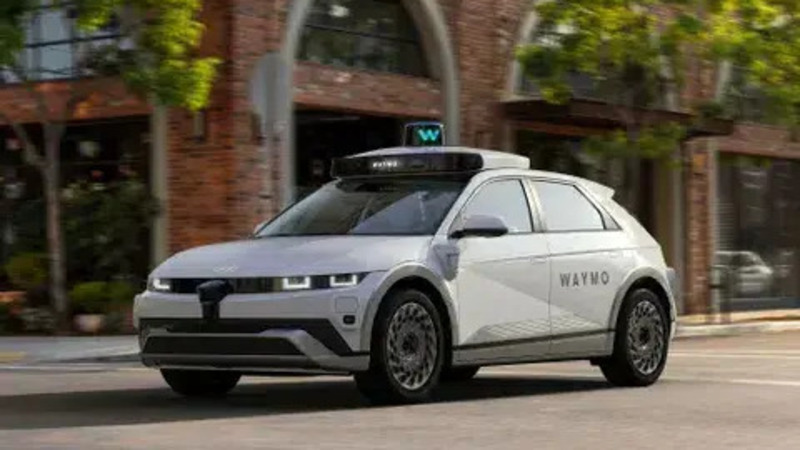 Waymo Robotaxi: dieci volte pi&ugrave; sicuri delle auto guidate dagli umani