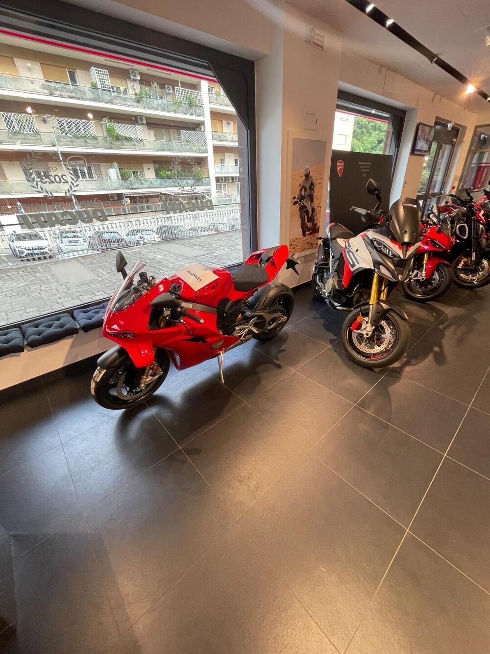 Ducati Panigale V4 S (2025 - 26) (4)