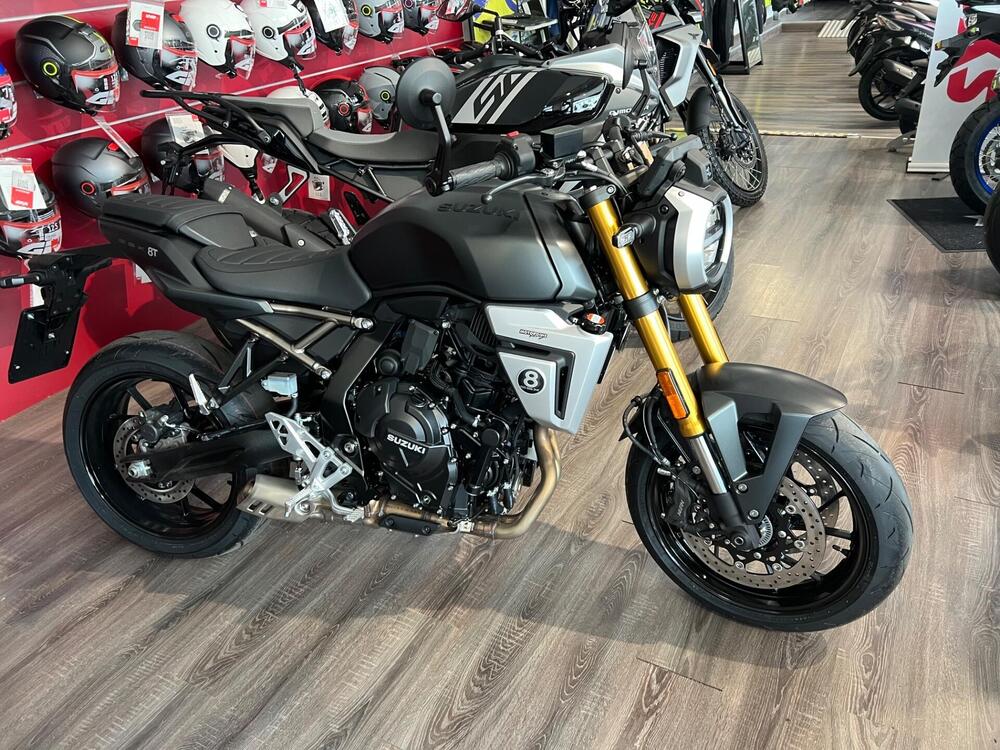 Suzuki GSX-8T (2025 - 26) (4)