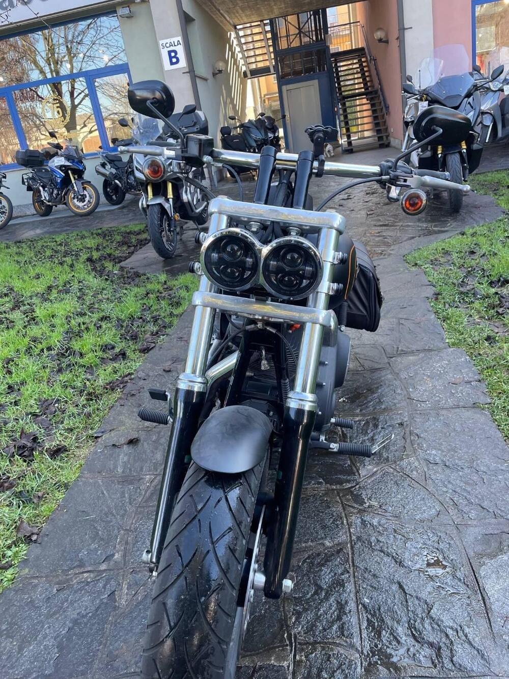 Harley-Davidson 1584 Fat Bob (2007 - 13) - FXDF (3)